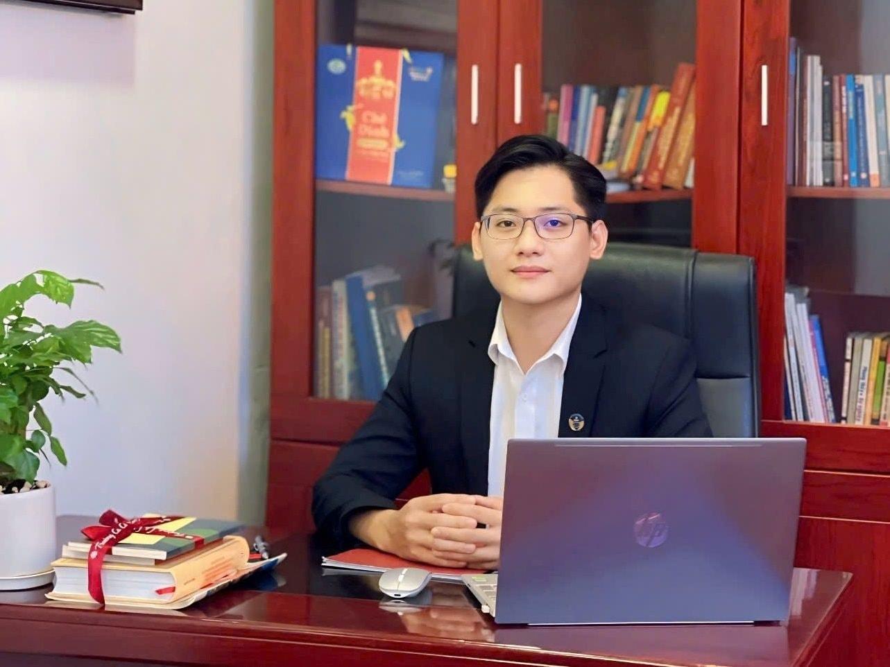 Đăng ảnh chụp người nổi tiếng lên mạng xã hội có sao không?