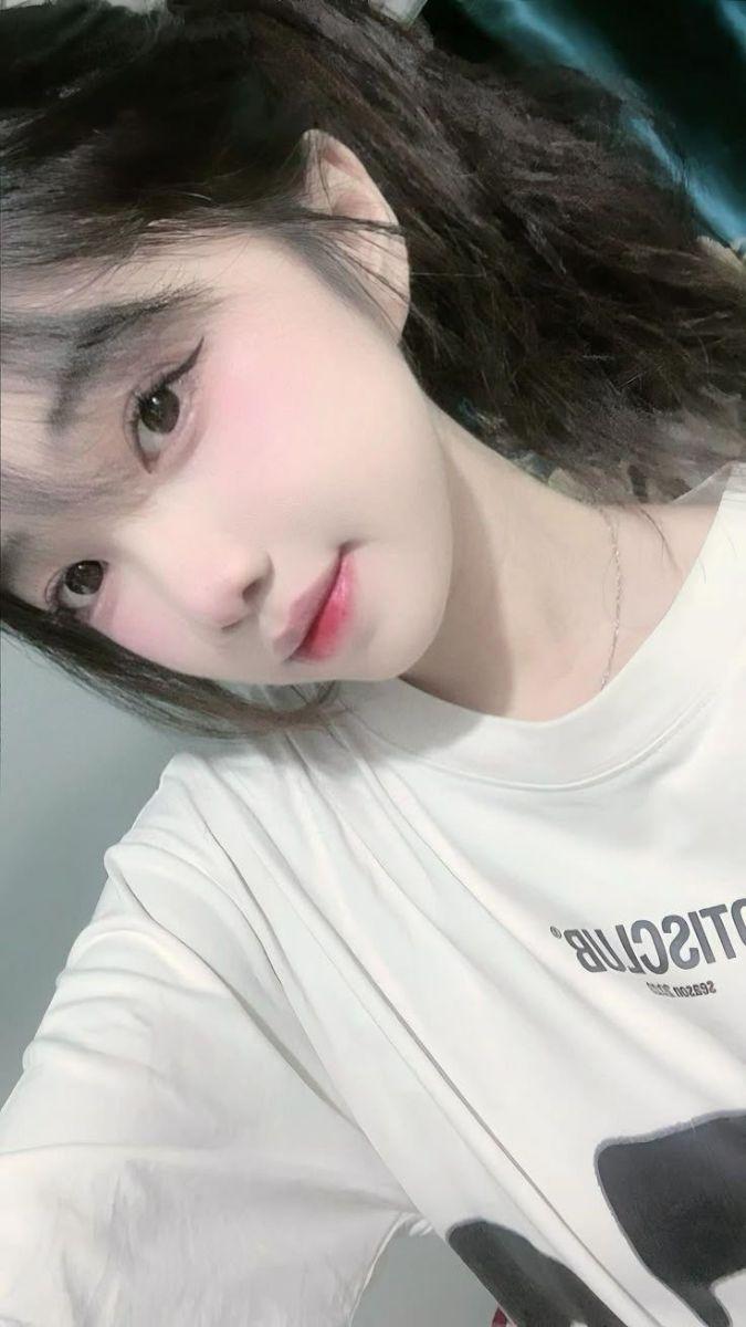 Ảnh Gái 2k9 Ngây Thơ, Trong Trẻo Chuẩn Gen Z Đời Đầu