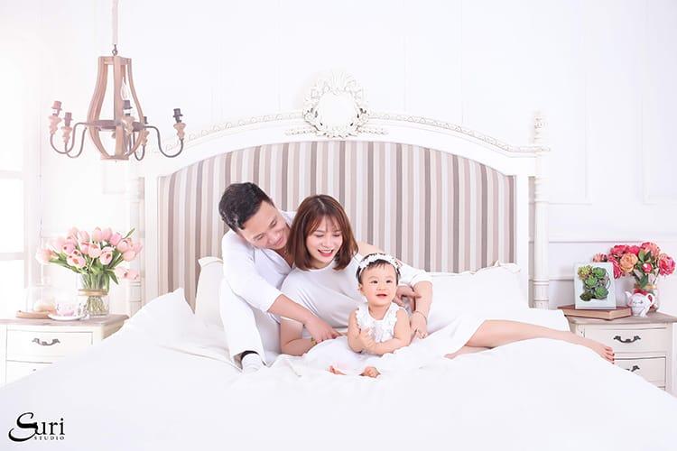 [Xem ngay] Bảng giá chụp ảnh gia đình tại Hà Nội cực ưu đãi của Suri