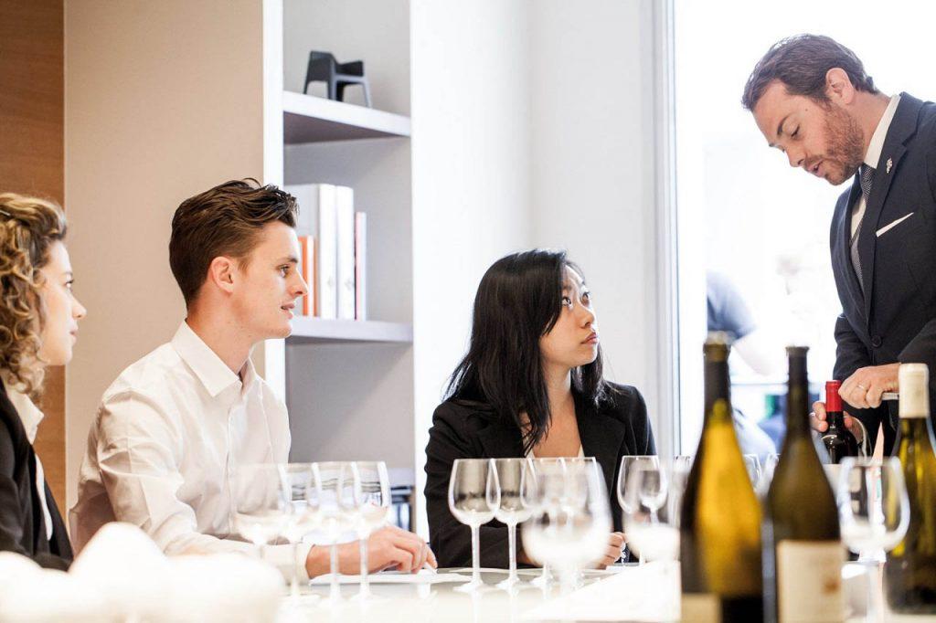 Du học Pháp năm 2025 tốn chừng này tiền nè…!