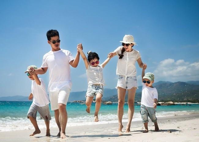 20+ Cách Tạo Dáng và "bí quyết" Chụp ảnh Gia Đình 5 người đẸP Nhất