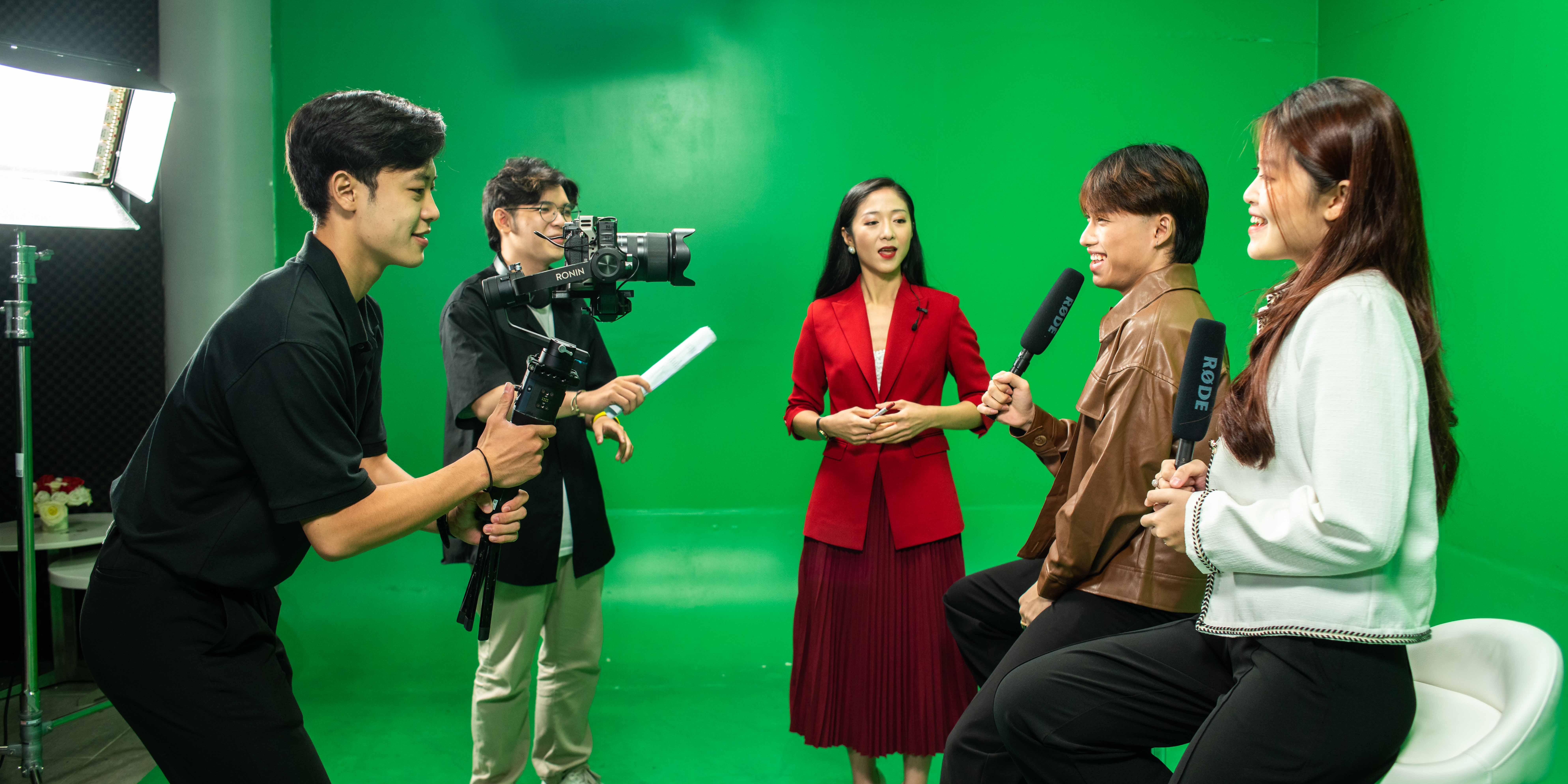 Chính thức: Trường Đại học Văn Lang mở ngành Quan hệ Công chúng và ngành Lý luận & Lịch sử Mỹ thuật Ứng dụng trình độ Thạc sĩ