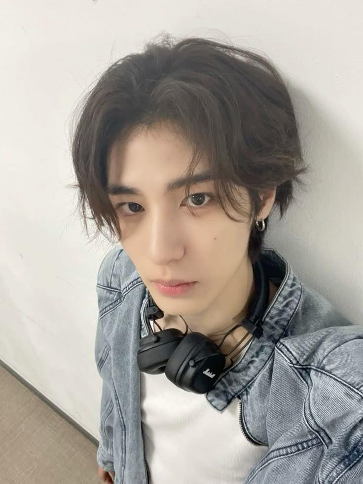 Tại sao khuôn mặt bị lệch khi chụp ảnh và cách khắc phục