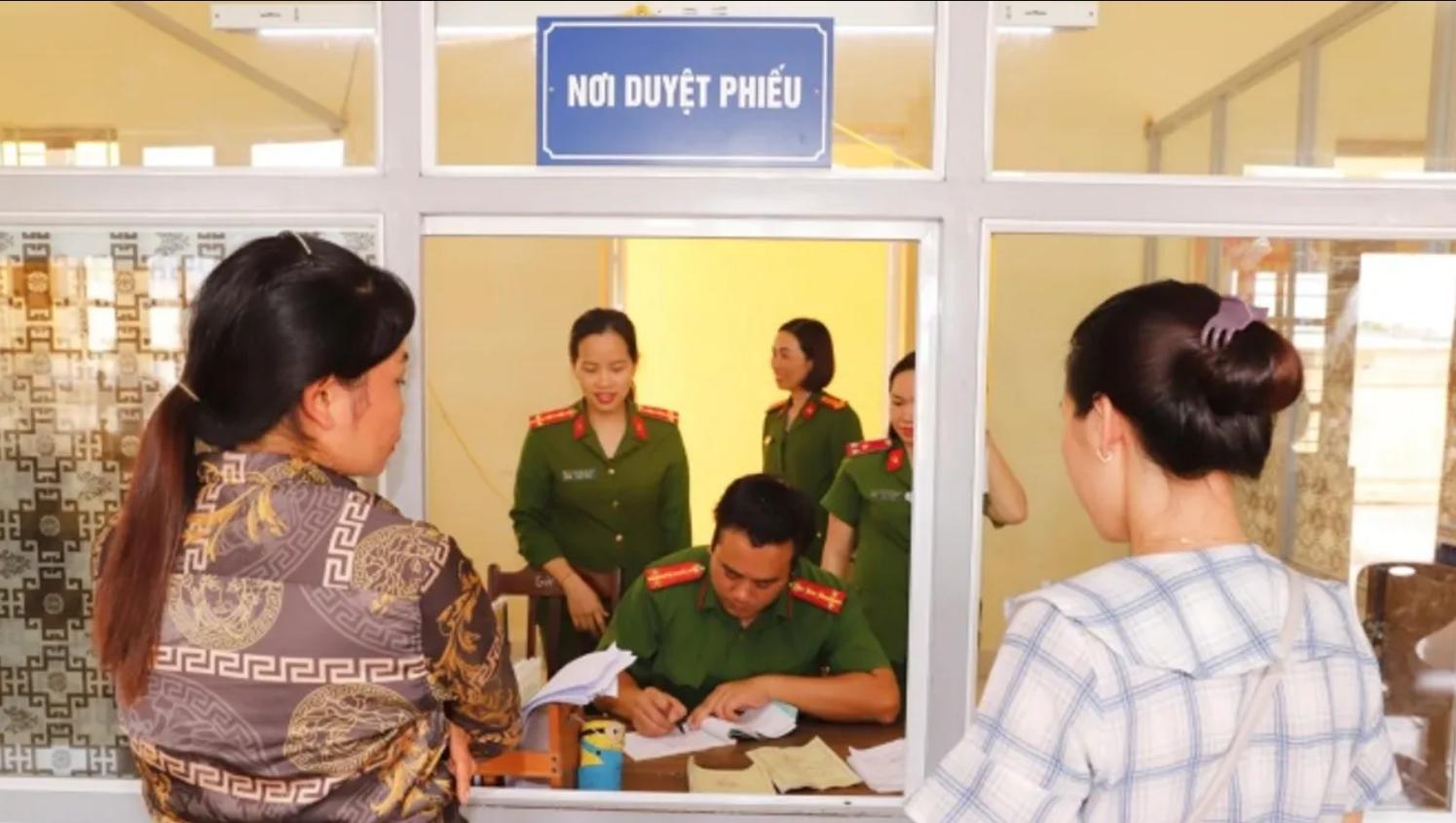 Quy định pháp luật về thăm gặp phạm nhân đang thi hành án hình sự